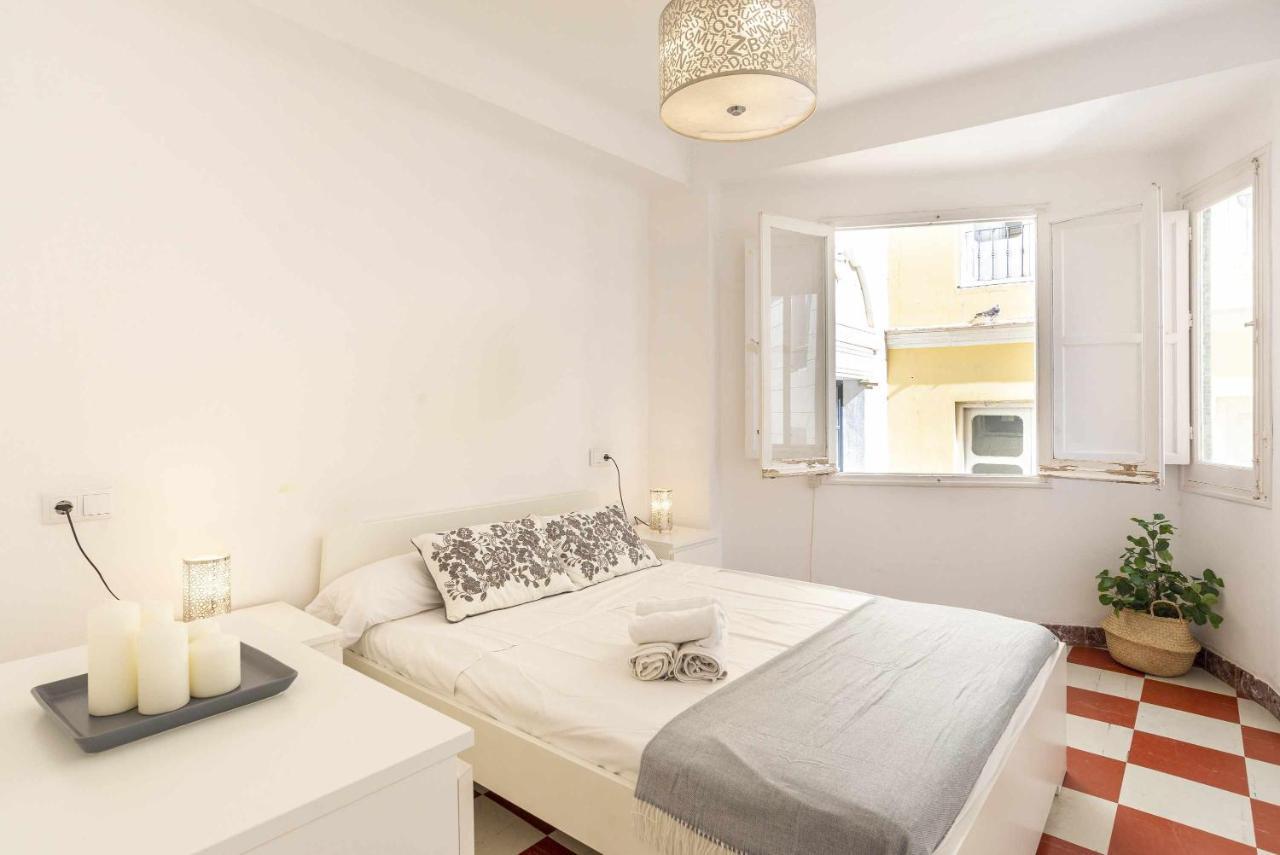 Apartamento San Juan Vintage マラガ エクステリア 写真