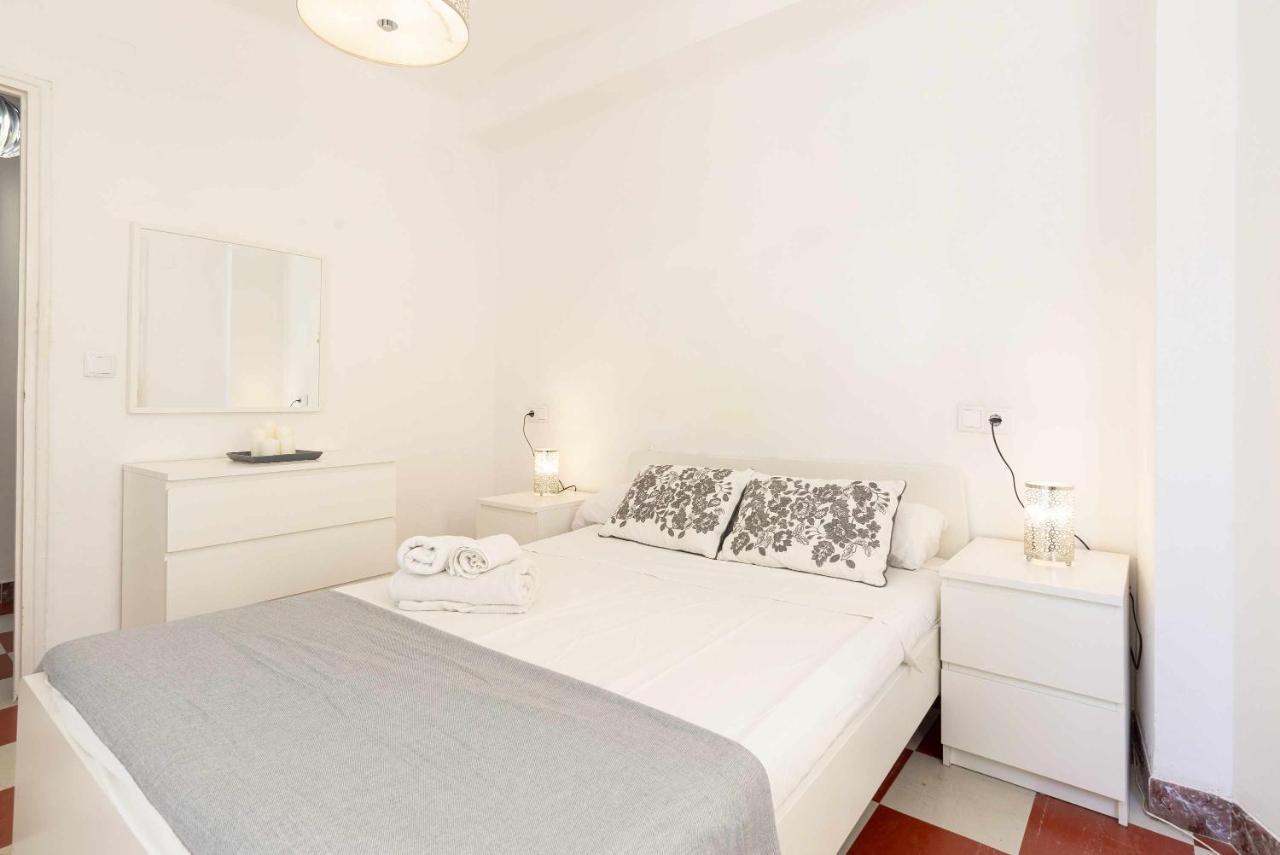 Apartamento San Juan Vintage マラガ エクステリア 写真