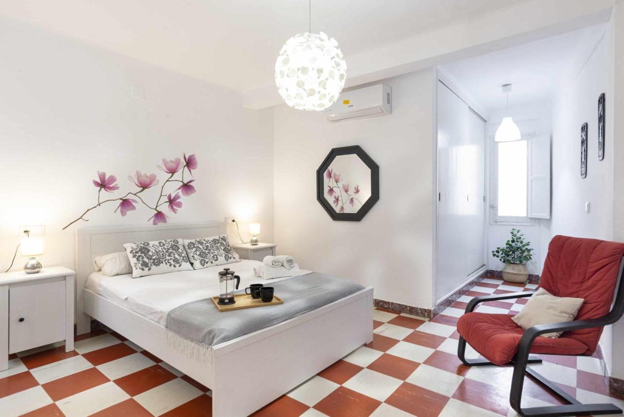 Apartamento San Juan Vintage マラガ エクステリア 写真