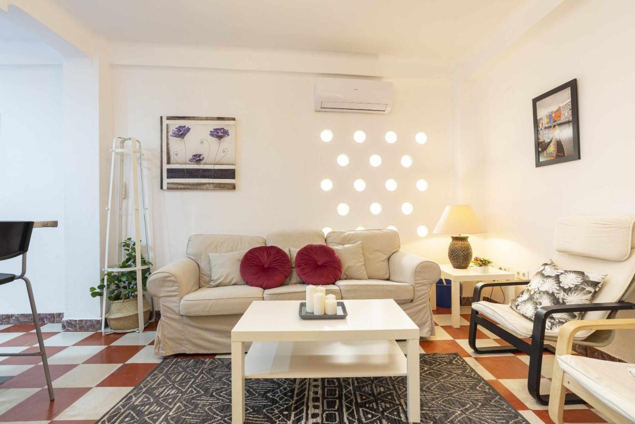 Apartamento San Juan Vintage マラガ エクステリア 写真